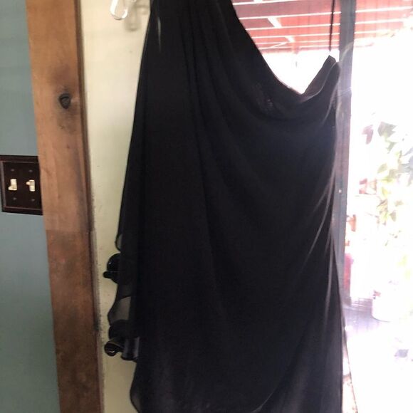 JS Boutique black one shoulder jeweled dress.size 12. - Picture 5 of 13